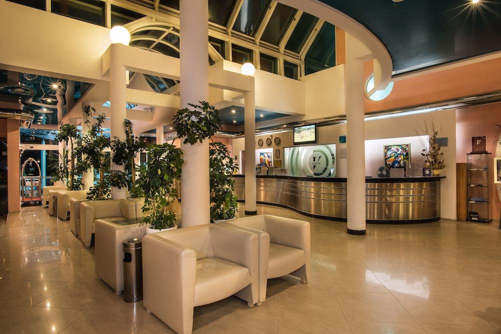 Effect Grand Victoria 4*